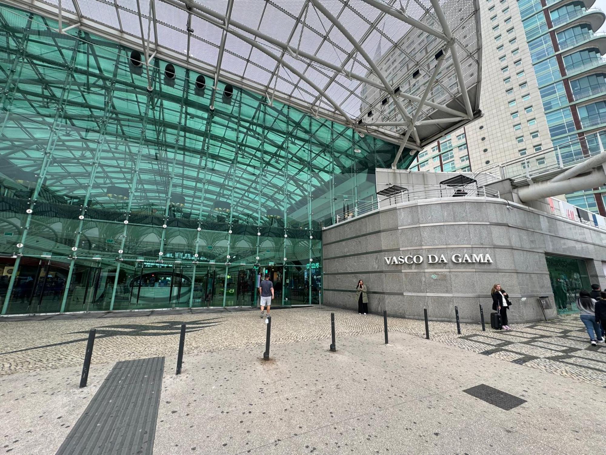 Oriente Station Airport Lisboa Exterior foto